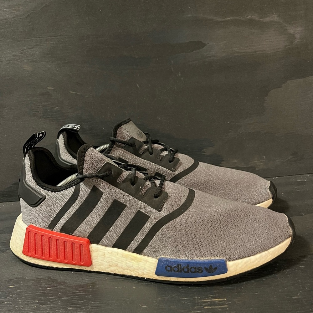 Adidas NMD R1 Men’s Size 13 Gray Blue Red Running Shoes GZ7924